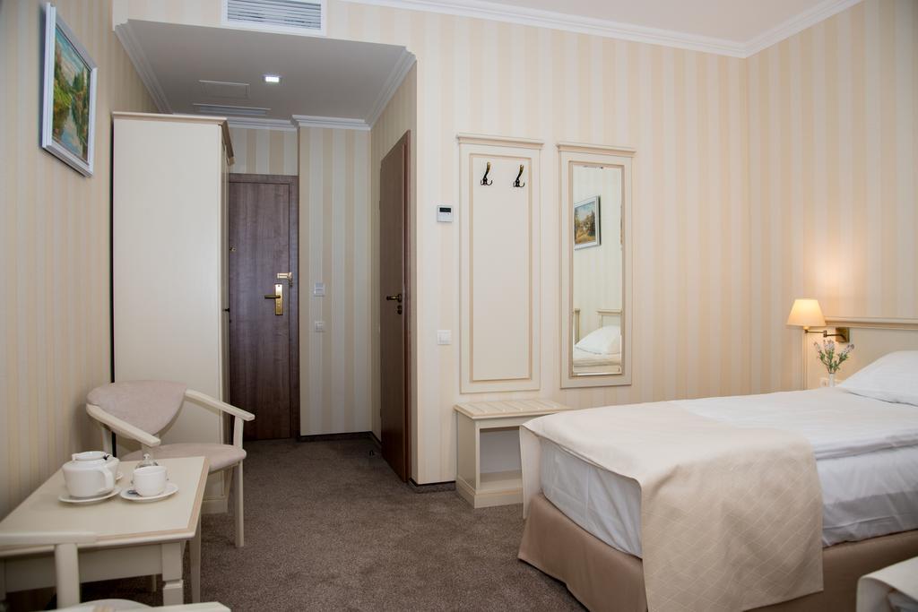 Pletnevskiy Inn Харков Екстериор снимка